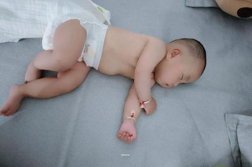 沈丘宝宝高烧怎么处理